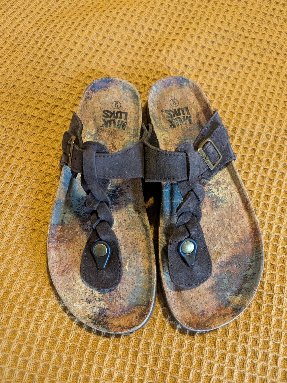 Muk Luks Brown Suede Braided Toe-Post Sandals, 9